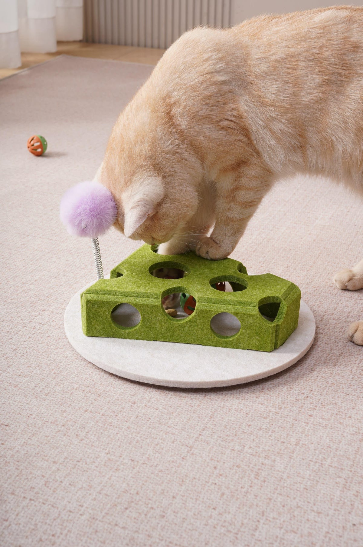 Felt Cat Puzzle Toy Box with Balls, Spring Wand and Suction Cup Base for Hiding Treats – view 7