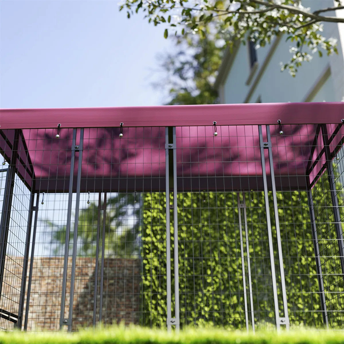 Large Outdoor Dog Kennel with Roof Cover – 30 sq ft, 12 Wire Panels, Rotating Bowl Holders, Red – view 4